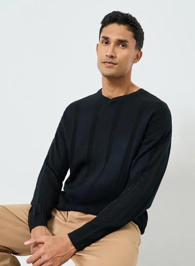 Styli Men Black Ribbed Oversized Sweater